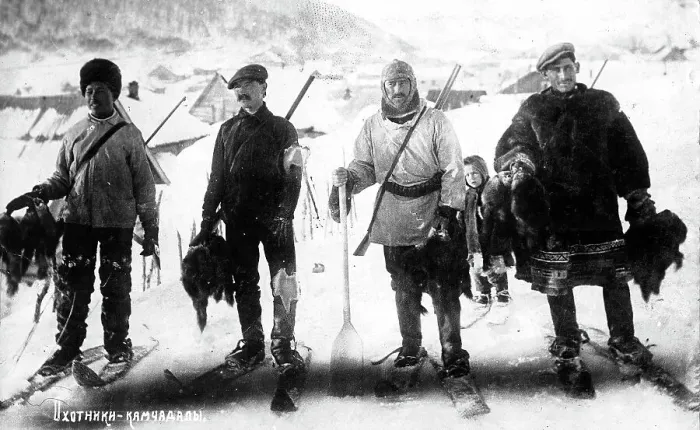 Framed Print : Kamchadal hunters against the backdrop of the city, with guns, furs, on skis, 1910-1929. Creator: Ivan Emelianovich Larin Framed Print : Kamchadal hunters against the backdrop of the city, with guns, furs, on skis, 1910-1929. Creator: Ivan Emelianovich Larin