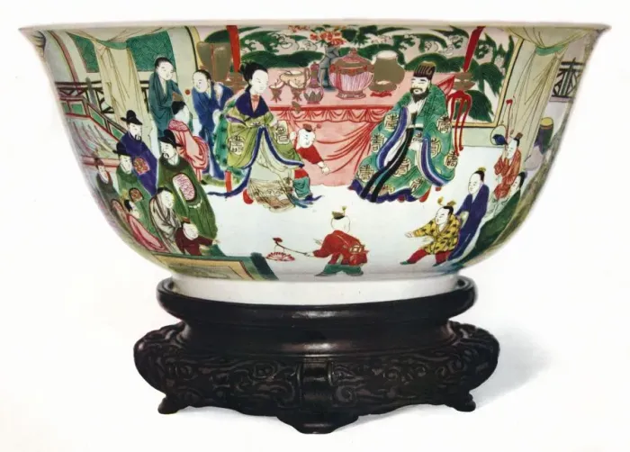 Framed Print : Kangxi Period Famille Verte bowl with a scene of the imperial court, Chinese, c1705 Framed Print : Kangxi Period Famille Verte bowl with a scene of the imperial court, Chinese, c1705