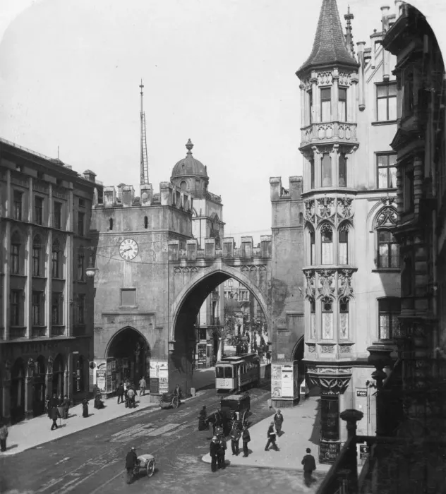 Framed Print : Karlstor Gate, Munich, Germany, c1900s. Artist: Wurthle & Sons Framed Print : Karlstor Gate, Munich, Germany, c1900s. Artist: Wurthle & Sons