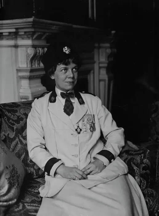 Framed Print : Kathleen Burke, between c1915 and c1920. Creator: Bain News Service Framed Print : Kathleen Burke, between c1915 and c1920. Creator: Bain News Service