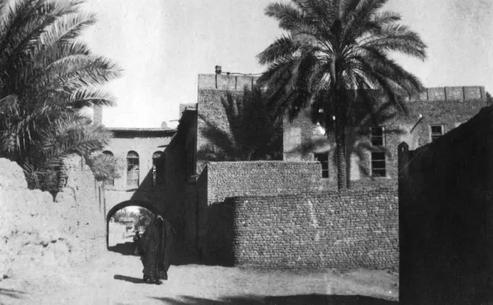 Framed Print : Kazimain, Iraq, 1917-1919 Framed Print : Kazimain, Iraq, 1917-1919