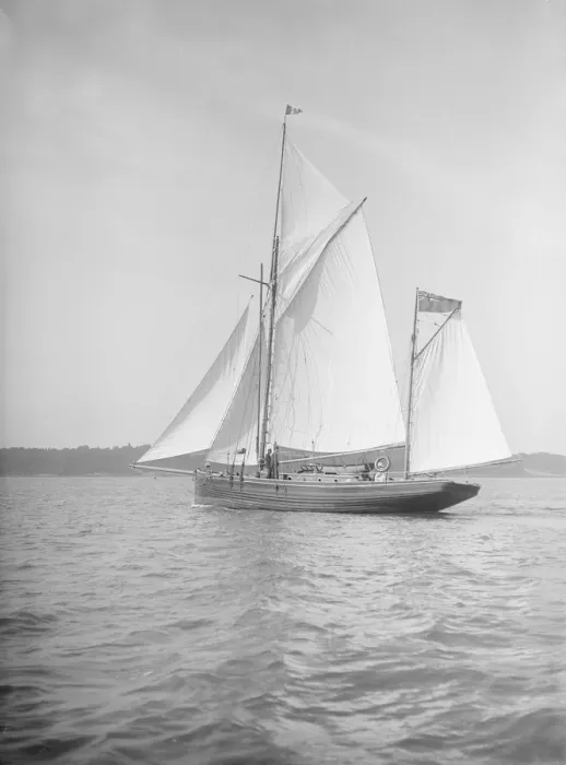 Framed Print : The ketch Apache under sail, 1911. Creator: Kirk & Sons of Cowes Framed Print : The ketch Apache under sail, 1911. Creator: Kirk & Sons of Cowes