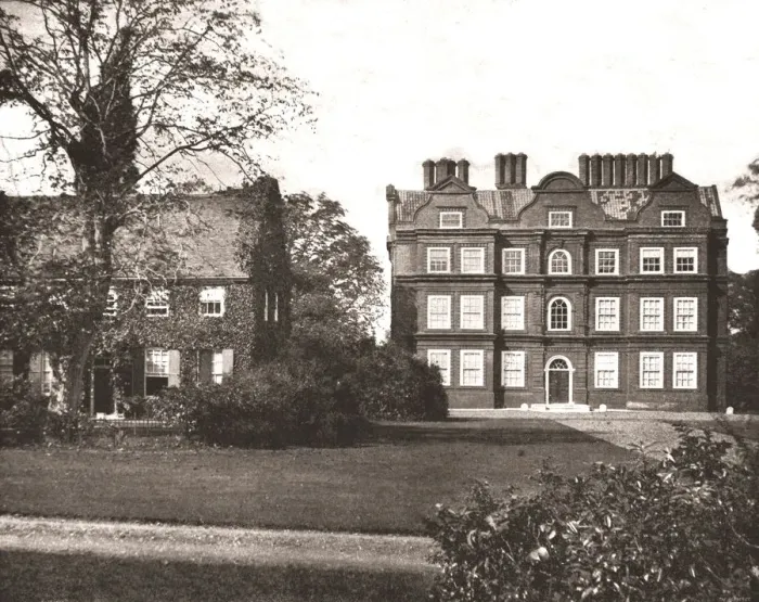Framed Print : Kew Palace, Richmond, London, 1894. Creator: Unknown Framed Print : Kew Palace, Richmond, London, 1894. Creator: Unknown
