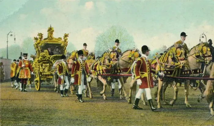 Framed Print : King Edward VIIs State Coach used for Opening of Parliament, 1910 Framed Print : King Edward VIIs State Coach used for Opening of Parliament, 1910