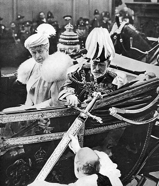 King George V touches the Citys Sword, at Temple Bar, London, 1930s