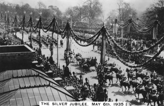 Framed Print : King George Vs Silver Jubilee, London, 6th May, 1935 Framed Print : King George Vs Silver Jubilee, London, 6th May, 1935