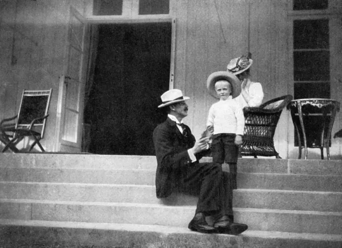 Framed Print : King Haakon VII of Norway, his son Olav and Princess Victoria at Bygdoy, Norway, 1908. Artist: Queen Alexandra Framed Print : King Haakon VII of Norway, his son Olav and Princess Victoria at Bygdoy, Norway, 1908. Artist: Queen Alexandra