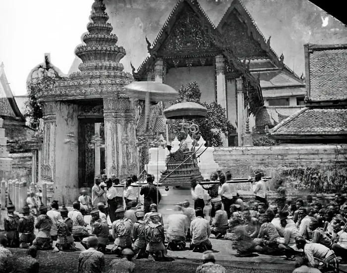 Framed Print : King Mongkut of Siam [Thailand] arriving at the Temple of the Reclining Buddha (Wat Pho)... 1865. Creator: John Thomson