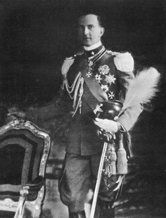 Framed Print : King Umberto II of Italy (1904-1983), 1920-1939 Framed Print : King Umberto II of Italy (1904-1983), 1920-1939