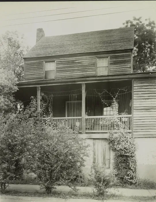Framed Print : King's Tavern, Natchez, Adams County, Mississippi, 1938. Creator: Frances Benjamin Johnston Framed Print : King's Tavern, Natchez, Adams County, Mississippi, 1938. Creator: Frances Benjamin Johnston