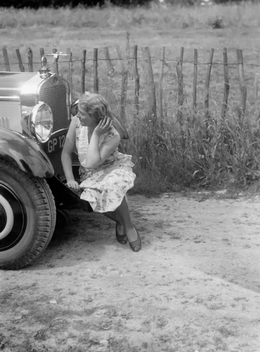 Framed Print : Kitty Brunell road testing a 1931 Delage D8. Artist: Bill Brunell Framed Print : Kitty Brunell road testing a 1931 Delage D8. Artist: Bill Brunell