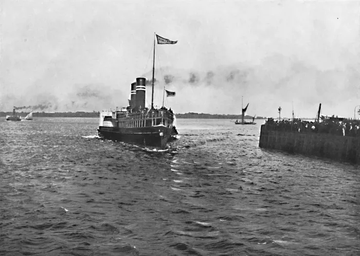 Framed Print : The Koh-I-Noor Nearing Harwich, c1896. Artist: Chester Vaughan Framed Print : The Koh-I-Noor Nearing Harwich, c1896. Artist: Chester Vaughan