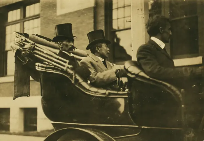 Framed Print : Komura and Takahira arriving at peace conference building, 1905. Creator: Unknown Framed Print : Komura and Takahira arriving at peace conference building, 1905. Creator: Unknown