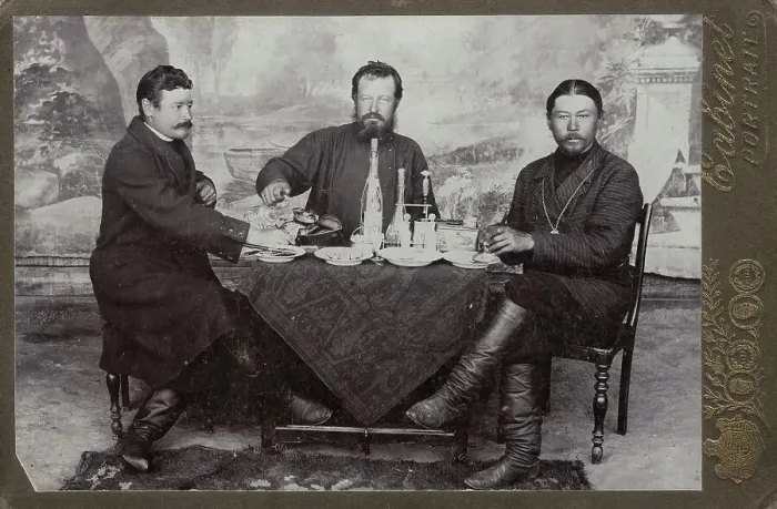 Framed Print : Korzhenevsky Yan Iosifovich, merchant Susoev and headman Kozlov, 1912-1913. Creator: Abramov Framed Print : Korzhenevsky Yan Iosifovich, merchant Susoev and headman Kozlov, 1912-1913. Creator: Abramov