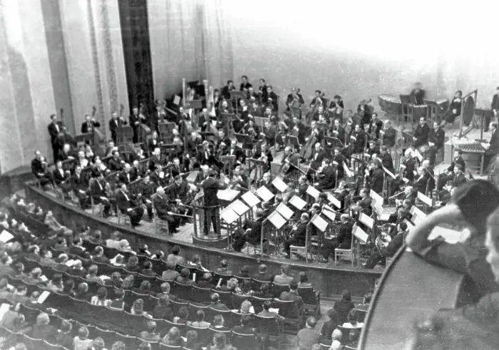 Framed Print : The Kuybyshev première of Shostakovich's Symphony No. 7 on March 5, 1942 by the Bolshoi... 1942. Creator: Anonymous Framed Print : The Kuybyshev première of Shostakovich's Symphony No. 7 on March 5, 1942 by the Bolshoi... 1942. Creator: Anonymous