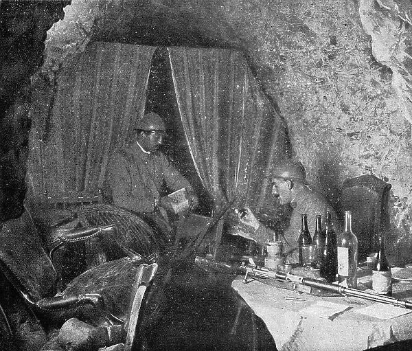 La bataille de la Somme; Ancienne chambre d'officiers allemands dans les souterrains de... 1916. Creator: Unknown