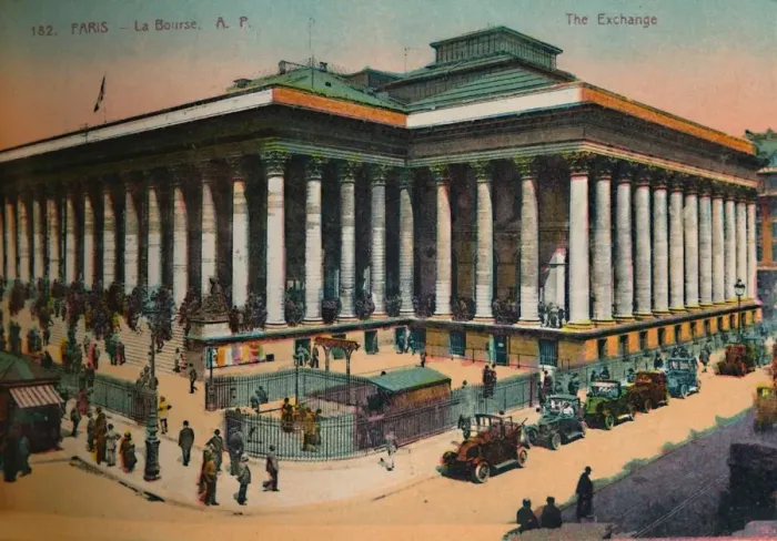 Framed Print : La Bourse, Paris, c1920 Framed Print : La Bourse, Paris, c1920