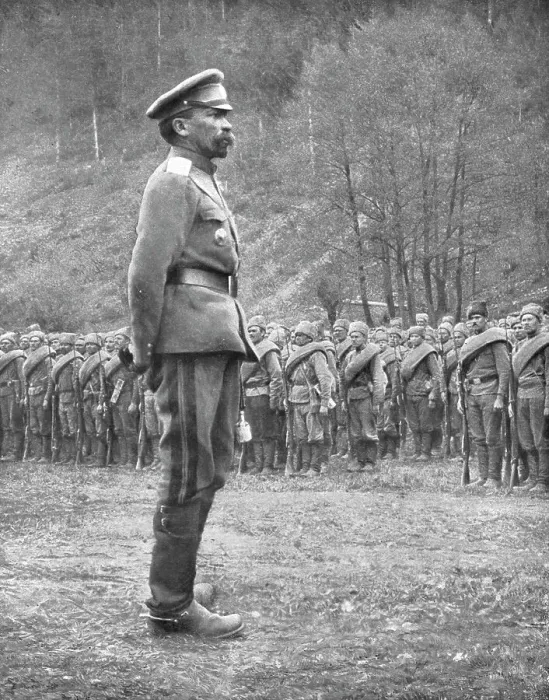 Framed Print : La Crise de Gouverenement Provisoire; Le general Kornilof, 1917. Creator: Unknown Framed Print : La Crise de Gouverenement Provisoire; Le general Kornilof, 1917. Creator: Unknown