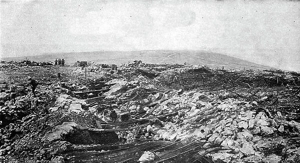 La grande attaque du Carso (aout 1916); Tranchees autrichiennes du Monte San Michele, 1916. Creator: Unknown