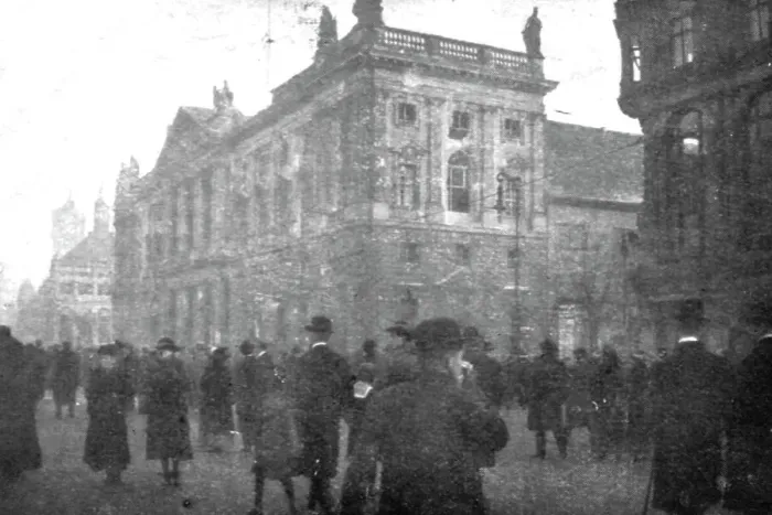 Framed Print : La Nouvelle Europe; la guerre civile a Berlin; les facades mitraillees du Marstall... 1918. Creator: Unknown Framed Print : La Nouvelle Europe; la guerre civile a Berlin; les facades mitraillees du Marstall... 1918. Creator: Unknown