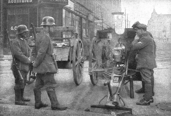 La Nouvelle Europe; les elections Allemandes; l'ordre assure dans la rue par l'artillerie... 1919. Creator: Unknown