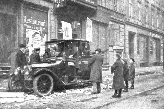 Framed Print : La Nouvelle Europe; les elections Allemandes; auto-taxi de propagande social-democrate... 1919. Creator: Unknown