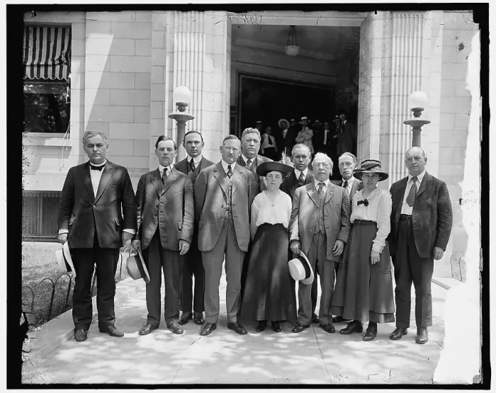 Framed Print : Labor Mission, between 1910 and 1920. Creator: Harris & Ewing. Labor Mission, between 1910 and 1920. Creator: Harris & Ewing Framed Print : Labor Mission, between 1910 and 1920. Creator: Harris & Ewing. Labor Mission, between 1910 and 1920. Creator: Harris & Ewing