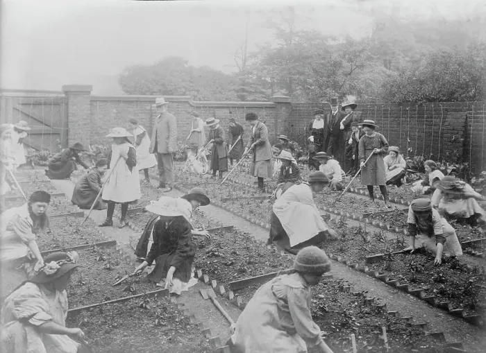 Framed Print : Lady Henry showing T.P. O'Connor over Children's Garden, 1913. Creator: Bain News Service Framed Print : Lady Henry showing T.P. O'Connor over Children's Garden, 1913. Creator: Bain News Service