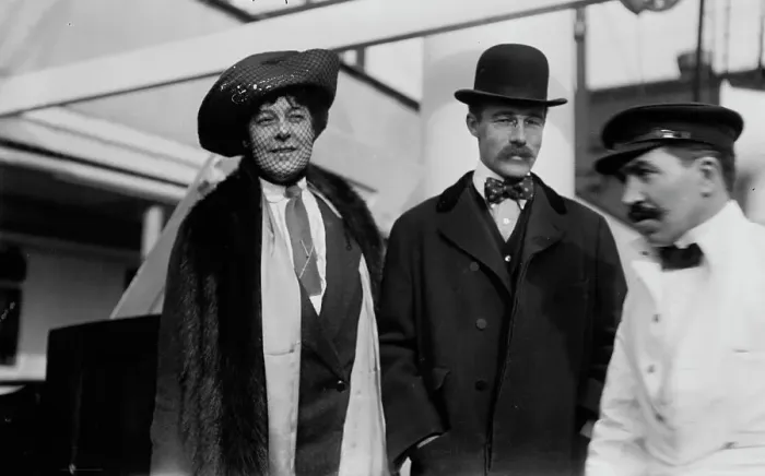 Framed Print : Lady Johnstone [and] Amos Pinchot, between c1910 and c1915. Creator: Bain News Service