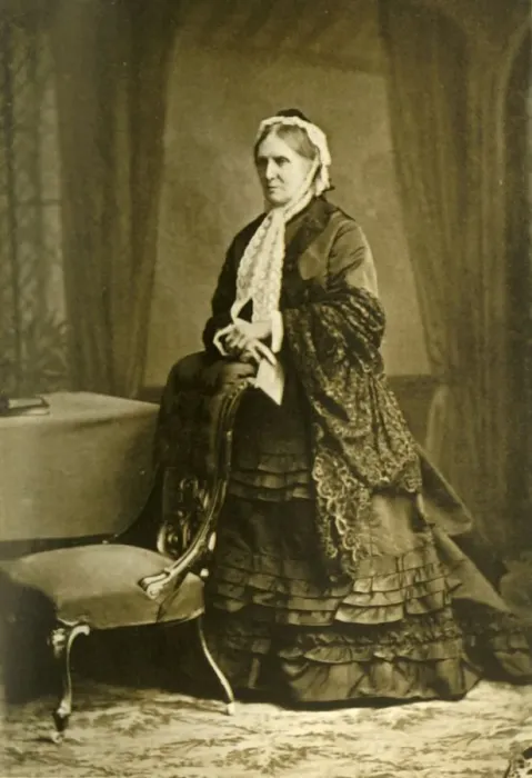 Framed Print : Lady Roberts, c1870s, (1901). Creator: Maull & Fox Framed Print : Lady Roberts, c1870s, (1901). Creator: Maull & Fox