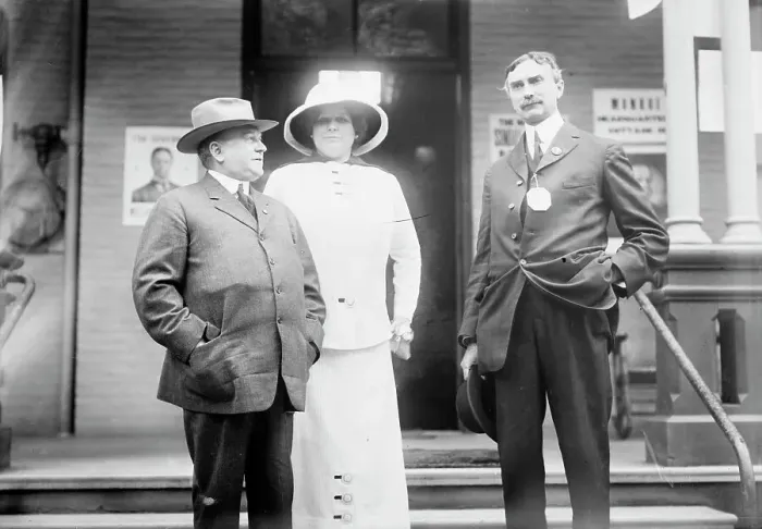 Framed Print : Lafe Gleason & wife & J. Jaeckel, between c1910 and c1915. Creator: Bain News Service