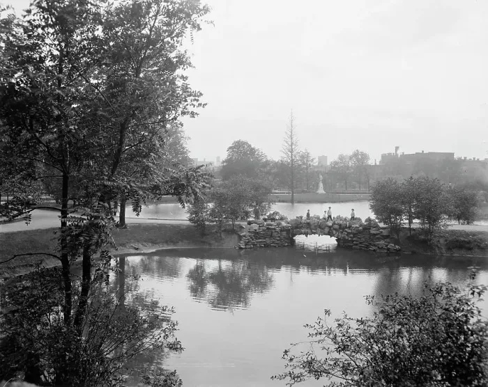 Framed Print : The Lake, Lincoln Park, Cincinnati, Ohio, c.between 1900 and 1910. Creator: Unknown Framed Print : The Lake, Lincoln Park, Cincinnati, Ohio, c.between 1900 and 1910. Creator: Unknown