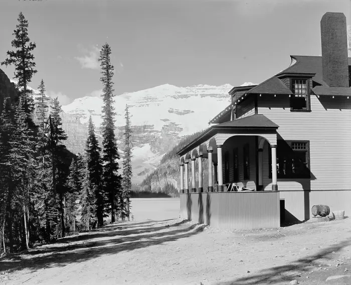 Framed Print : Lake Louise, Alberta, Canada, between 1900 and 1910. Creator: Unknown Framed Print : Lake Louise, Alberta, Canada, between 1900 and 1910. Creator: Unknown