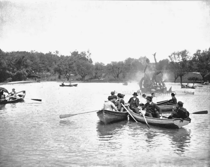 Framed Print : Lake in Wade Park, Cleveland, Ohio, USA, c1900. Creator: Unknown Framed Print : Lake in Wade Park, Cleveland, Ohio, USA, c1900. Creator: Unknown