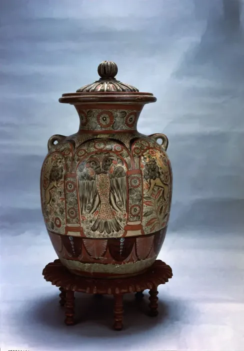 Framed Print : Large earthenware jar, Colonial era, from Tonala, Guadalajara, Mexico Framed Print : Large earthenware jar, Colonial era, from Tonala, Guadalajara, Mexico