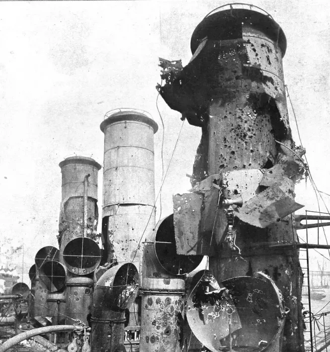 Framed Print : L'attaque navale de Zeebrugge et Ostende; Le 23 avril 1918, au matin, un raid naval... 1918. Creator: Unknown Framed Print : L'attaque navale de Zeebrugge et Ostende; Le 23 avril 1918, au matin, un raid naval... 1918. Creator: Unknown