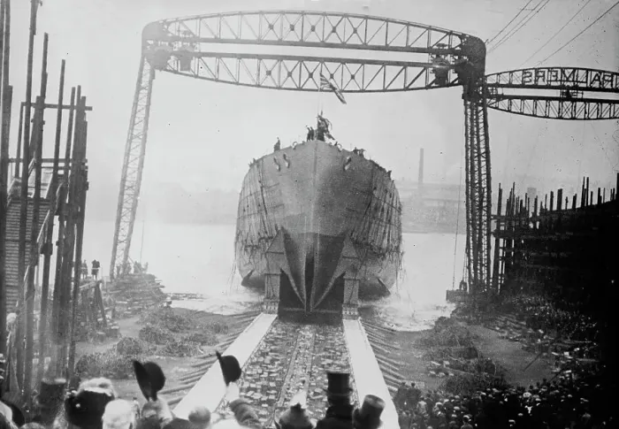 Framed Print : Launch of QUEEN MARY, 1912. Creator: Bain News Service Framed Print : Launch of QUEEN MARY, 1912. Creator: Bain News Service