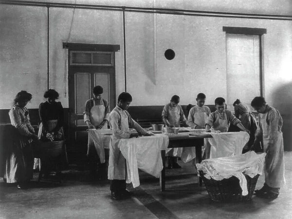 Laundry class, Carlisle Indian School, Carlisle, Pennsylvania, 1901. Creator: Frances Benjamin Johnston