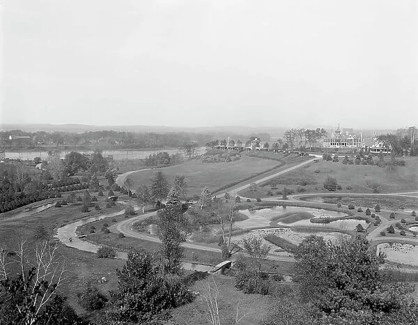 Laurel Hill and aquatic gardens, Forest Park, Springfield, Mass. c.between 1910 and 1920. Creator: Unknown
