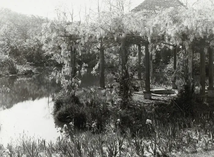 Framed Print : Laurelton Hall, Louis Tiffany Foundation, Laurel Hollow, Cold Spring Harbor, New York, c1918. Creator: Frances Benjamin Johnston. Laurelton Hall, Louis Tiffany Foundation, Laurel Hollow, Cold Spring Harbor, New York, c1918 Framed Print : Laurelton Hall, Louis Tiffany Foundation, Laurel Hollow, Cold Spring Harbor, New York, c1918. Creator: Frances Benjamin Johnston. Laurelton Hall, Louis Tiffany Foundation, Laurel Hollow, Cold Spring Harbor, New York, c1918
