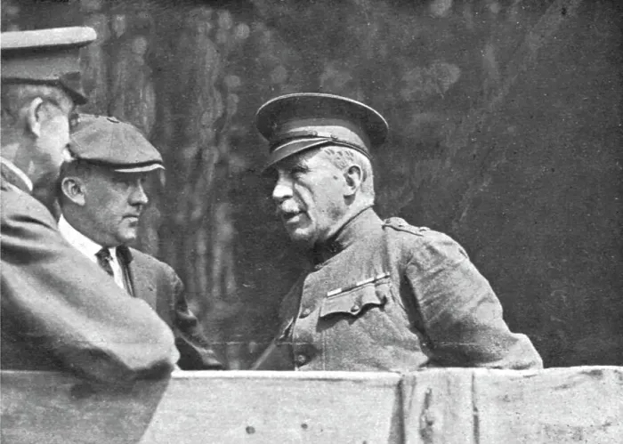 Framed Print : L'Avant-Guerre aux Etats-Unis; Le major-general Leonard Wood, organisateur du camp de... 1917. Creator: Unknown Framed Print : L'Avant-Guerre aux Etats-Unis; Le major-general Leonard Wood, organisateur du camp de... 1917. Creator: Unknown