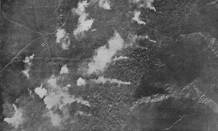 Framed Print : L'Aviation Francaise sur le front Macedonien; un des bombardements de la ville de Petritch, 1916 Creator: Unknown Framed Print : L'Aviation Francaise sur le front Macedonien; un des bombardements de la ville de Petritch, 1916 Creator: Unknown