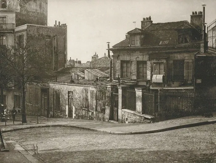 Framed Print : Le Bateau-Lavoir, Montmartre. Creator: Unknown photographer Framed Print : Le Bateau-Lavoir, Montmartre. Creator: Unknown photographer