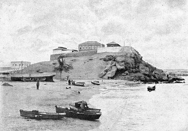 'Le fort de Mossamedes; Afrique Australe, 1914. Creator: Unknown