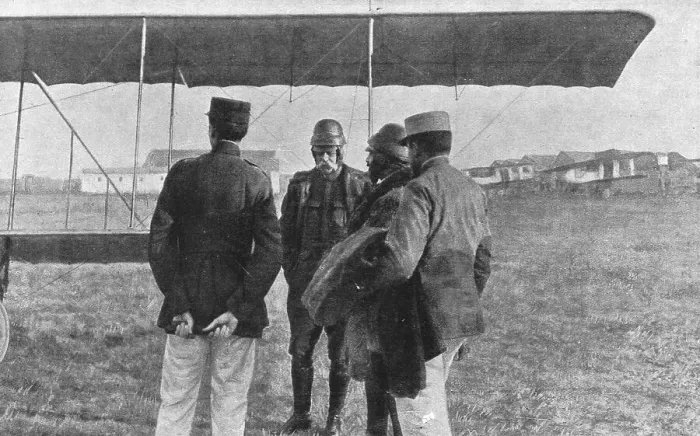 Framed Print : Le general Sarrail en Aeroplane; Avant le depart, 1916. Creator: Unknown Framed Print : Le general Sarrail en Aeroplane; Avant le depart, 1916. Creator: Unknown