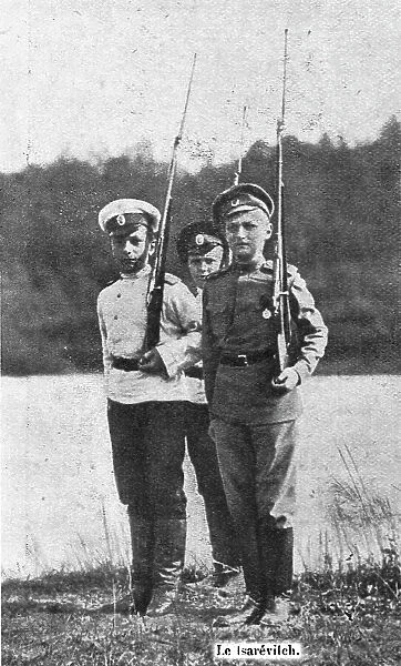 Le grand-duc heritier et ses deux compagnons de jeux militaires, 1916. Creator: Unknown