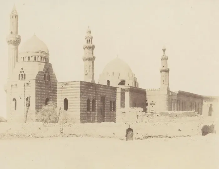 Framed Print : Le Kaire, Mosquees d Iscander-Pacha et du Sultan Hacan, 1851-52 Framed Print : Le Kaire, Mosquees d Iscander-Pacha et du Sultan Hacan, 1851-52