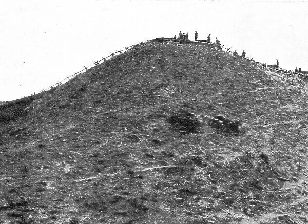 Le front russe d'asie; Position d'artillerie au Nord d'Erzeroum, 1916. Creator: Unknown