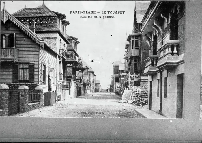 Framed Print : Le Touquet-Paris-Plage, Rue Saint-Alphonse. Creator: Unknown Framed Print : Le Touquet-Paris-Plage, Rue Saint-Alphonse. Creator: Unknown