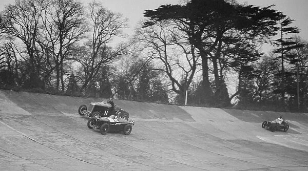 Lea-Francis Hyper of AS Llewellyn and Amilcar of Major A Gardner, BARC meeting, Brooklands, 1930